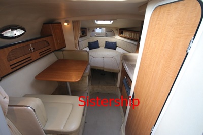 Motor yacht 15 interior